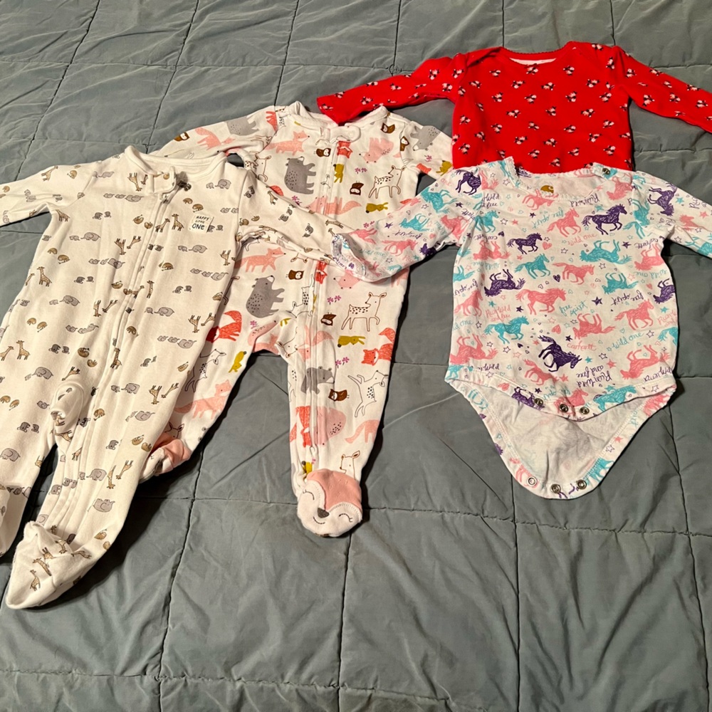 Bundle of baby girl size 6 month clothing